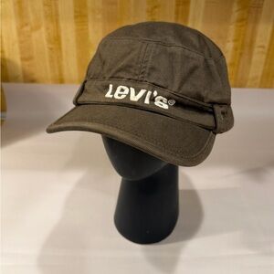 Yk2 Levi's Dark Brown Cap with Logo aprox size S